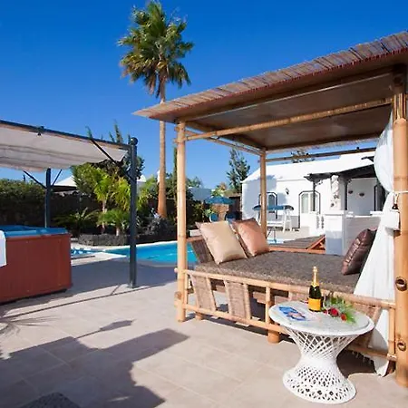 Autre Chose Villa Puerto del Carmen (Lanzarote)